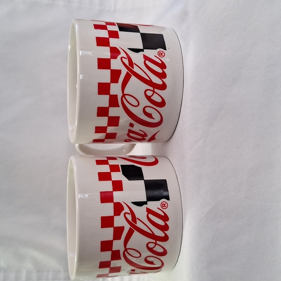 #ABE Pair of Coca-Cola checkered mugs - Picture 2 of 5